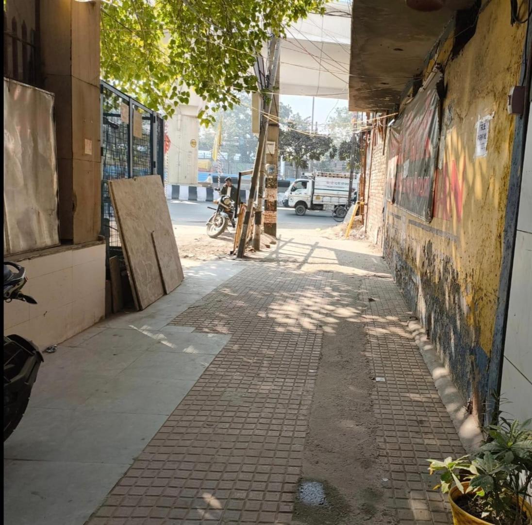 Hotel Metro Park New Delhi Exterior photo